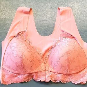 Bra, pink NWOT. Lace and padded cup. Size XL. Very soft fabric.